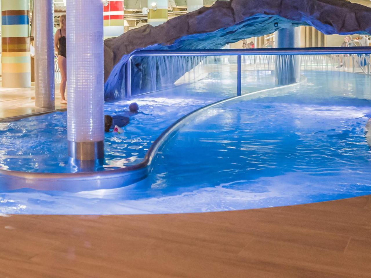 Vacationclub - Baltic Park Plaza 32 Apartment 2.2.4. Swinoujscie Bagian luar foto